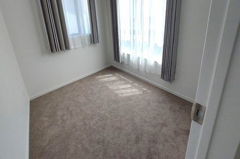 Photo of property in 20b Mackenzie Street, Te Atatu South, Auckland, 0610