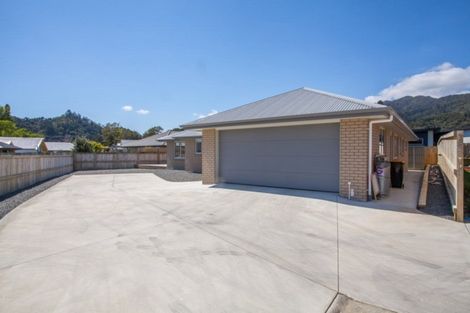 Photo of property in 80 Golden Shore Place, Coromandel, 3506