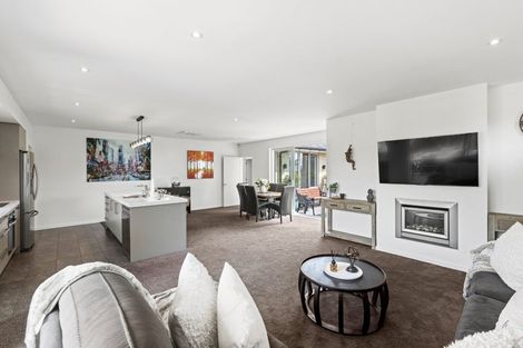 Photo of property in 165 Estuary Road, South New Brighton, Christchurch, 8062