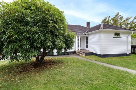 Photo of property in 9 Tranmere Road, Fairfield, Hamilton, 3214