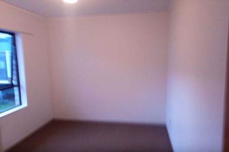 Photo of property in 2/21 Gloaming Place, Conifer Grove, Takanini, 2112