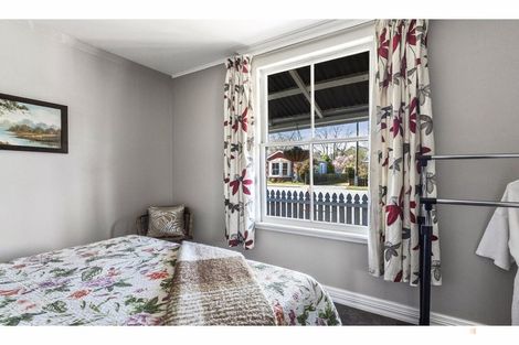 Photo of property in 138 Talbot Street, Geraldine, 7930