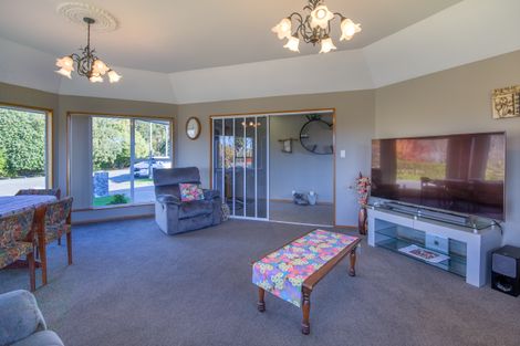 Photo of property in 125 Winters Road, Mairehau, Christchurch, 8052