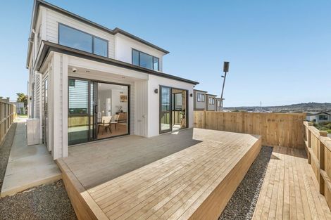 Photo of property in 28 Adamson Road, Flat Bush, Auckland, 2019