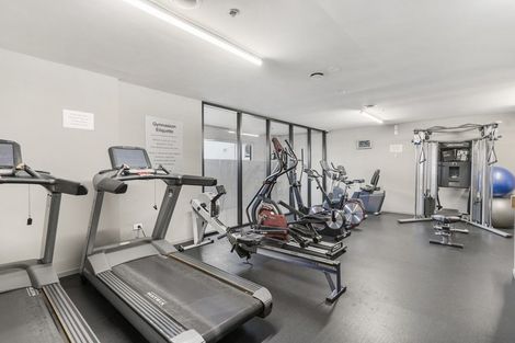 Photo of property in Cooks Apartments, Gg/24 James Cook Crescent, Remuera, Auckland, 1050