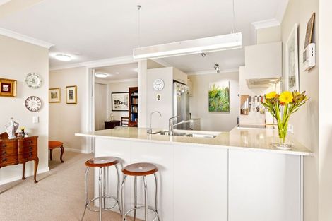 Photo of property in 73 Parkside Drive, Orewa, 0931