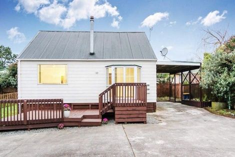Photo of property in 223 Waitemata Drive, Ranui, Auckland, 0612