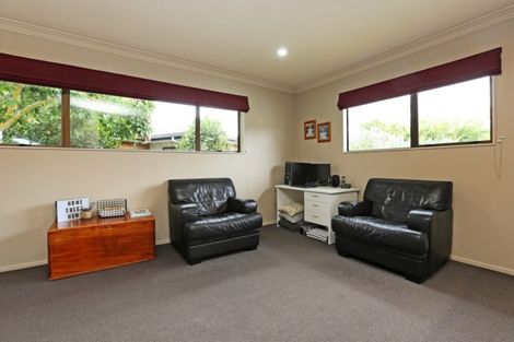 Photo of property in 9 Brown Street, Taradale, Napier, 4112