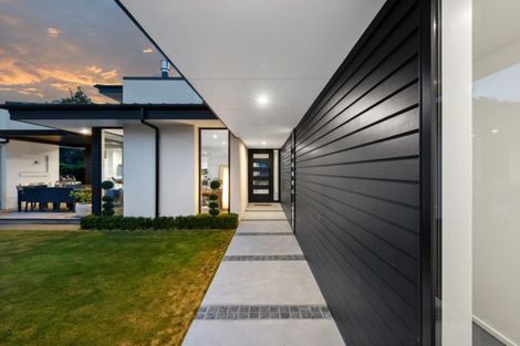 Photo of property in 64 Clyde Road, Ilam, Christchurch, 8041