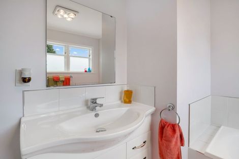 Photo of property in 38 Tay Street, Woodville, 4920