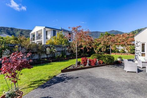 Photo of property in 10 Glentui Place, Waikawa, Picton, 7220