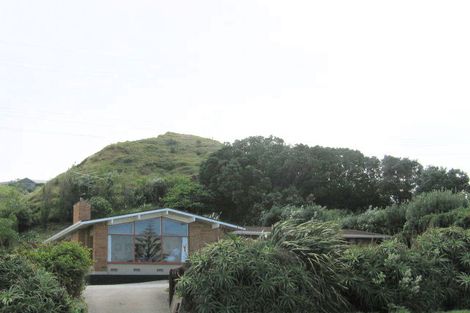 Photo of property in 102 Moana Road, Okitu, Gisborne, 4010