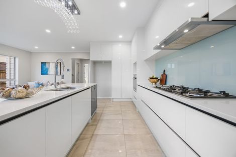 Photo of property in 8 Ballinabreen Road, Flat Bush, Auckland, 2019
