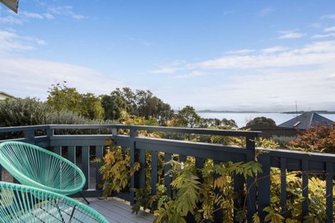 Photo of property in 15 Kaharoa Avenue, Omokoroa, 3114