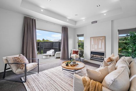 Photo of property in 5 Millpark Place, Northwood, Christchurch, 8051