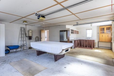 Photo of property in 14 Hastings Street, Waikanae Beach, Waikanae, 5036