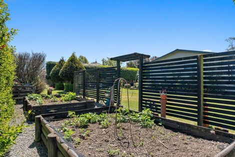 Photo of property in 9 Green Lane Road, Masterton, 5810