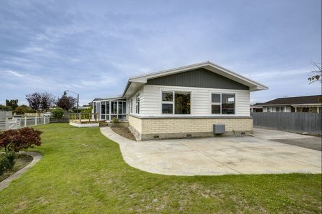 Photo of property in 4 Upham Crescent, Taradale, Napier, 4112