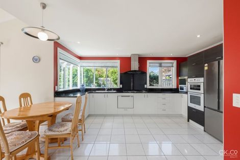 Photo of property in 4/125 Woburn Road, Woburn, Lower Hutt, 5010