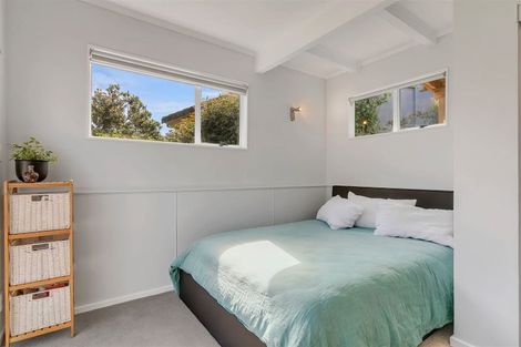 Photo of property in 64 Sea Vista Drive, Pukerua Bay, 5026