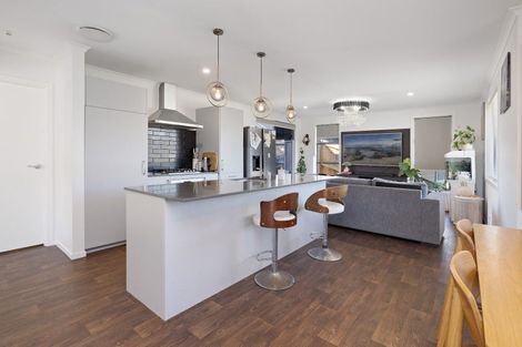 Photo of property in 2 Hauruia Way, Pyes Pa, Tauranga, 3112