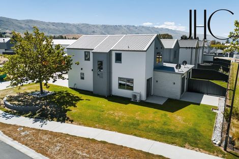 Photo of property in 24 Wallis Drive, Cromwell, 9310