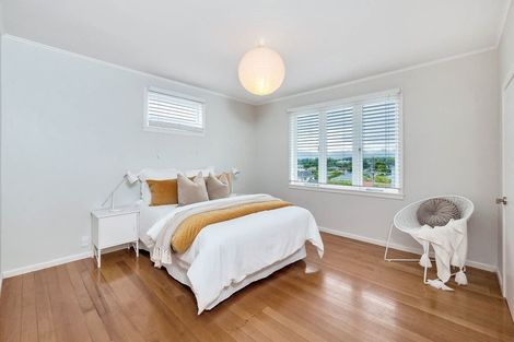 Photo of property in 1/15 Belmont Terrace, Milford, Auckland, 0620