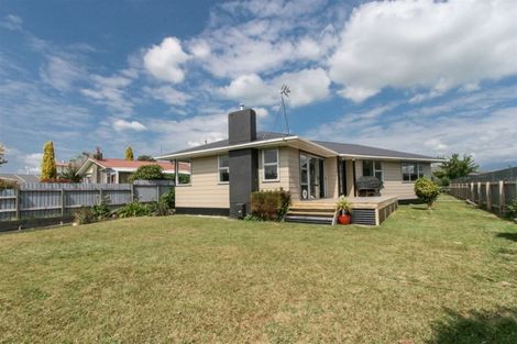 Photo of property in 3 Karaka Street, Inglewood, 4330