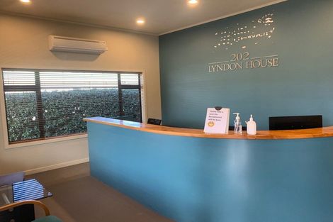 Photo of property in 202 Lyndon Road West, Hastings, 4122