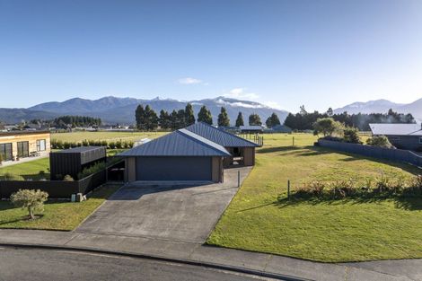 Photo of property in 19 Orbell Crescent, Te Anau, 9679