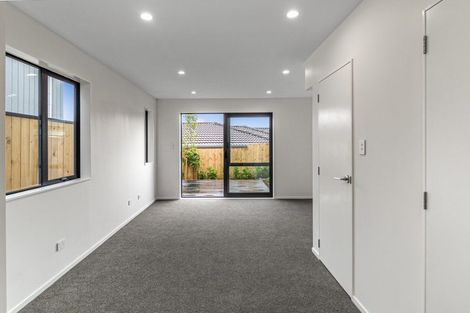 Photo of property in 13 Raupeti Lane, Henderson, Auckland, 0612