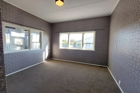 Photo of property in 3 Croydon Road, New Lynn, Auckland, 0600