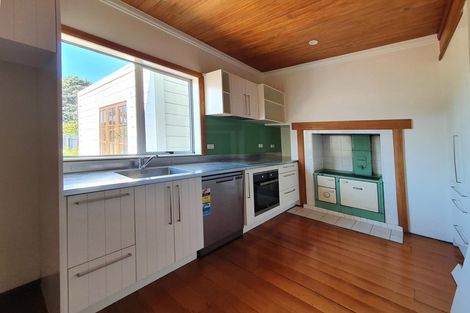 Photo of property in 5 Georges Drive, Napier South, Napier, 4110