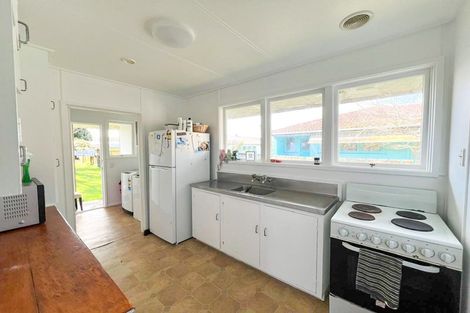 Photo of property in 25 Hamilton Drive, Waiuku, 2123