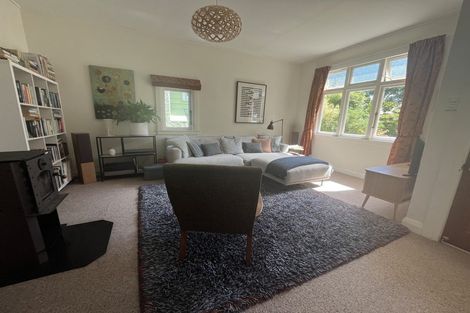 Photo of property in 12 Matipo Street, Eastbourne, Lower Hutt, 5013