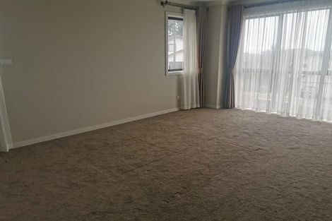 Photo of property in 21 Ascension Crescent, Orewa, 0931