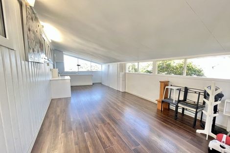 Photo of property in 2/112 Sunrise Avenue, Mairangi Bay, Auckland, 0630