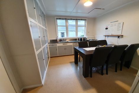 Photo of property in 12 Centennial Drive, Hokowhitu, Palmerston North, 4410