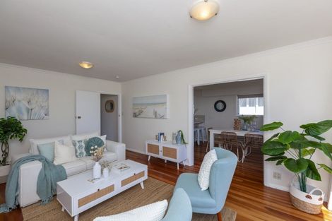 Photo of property in 9b The Esplanade, Raumati South, Paraparaumu, 5032