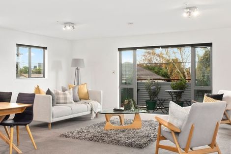 Photo of property in 15/20 Hutcheson Street, Sydenham, Christchurch, 8023