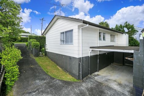 Photo of property in 1/1a Radiata Lane, Chatswood, Auckland, 0626