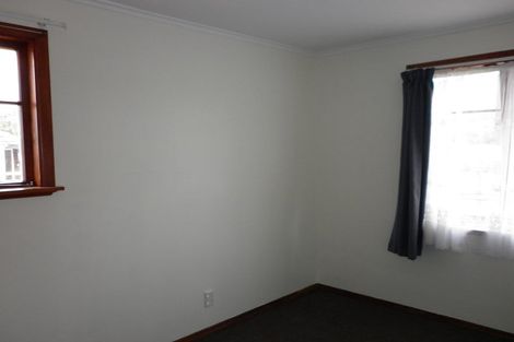 Photo of property in 43 Totara Park Road, Clouston Park, Upper Hutt, 5018
