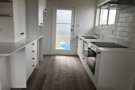 Photo of property in 25 Millers Road, Brookfield, Tauranga, 3110