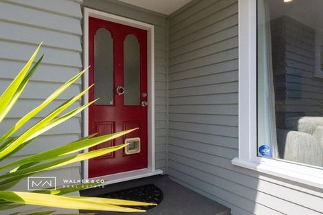 Photo of property in 40 Larchmont Grove, Totara Park, Upper Hutt, 5018