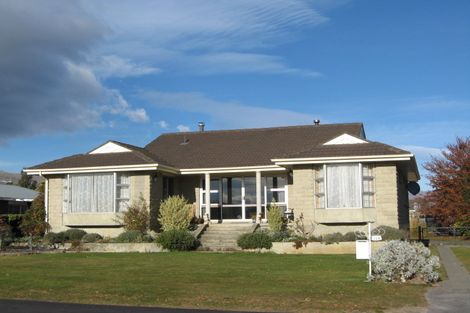 Photo of property in 110 Molyneux Avenue, Cromwell, 9310