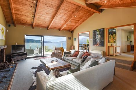 Photo of property in 161 Spencer Road, Lake Tarawera, Rotorua, 3076