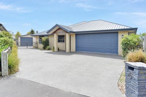 Photo of property in 6 Matson Close, Rangiora, 7400