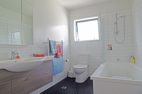 Photo of property in 29/27 Powell Street, Avondale, Auckland, 1026