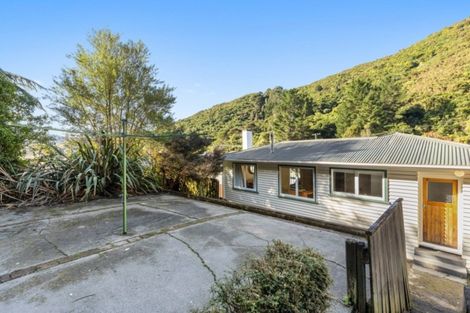 Photo of property in 66 Sunny Grove, Wainuiomata, Lower Hutt, 5014
