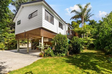 Photo of property in 2/19 Valley Road, Browns Bay, Auckland, 0630
